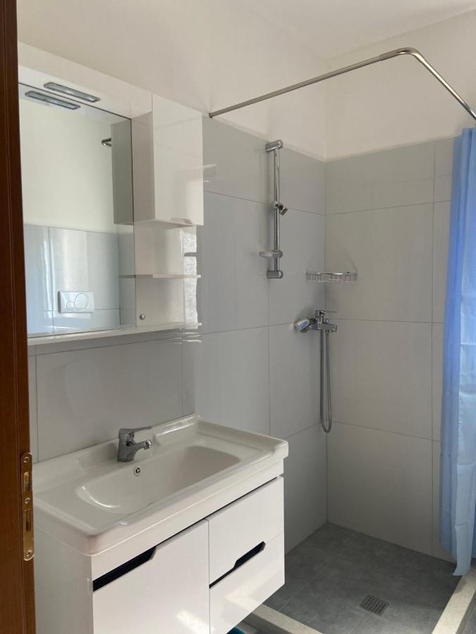 Apartment Sun Roll Baks-Rrjoll ภายนอก รูปภาพ